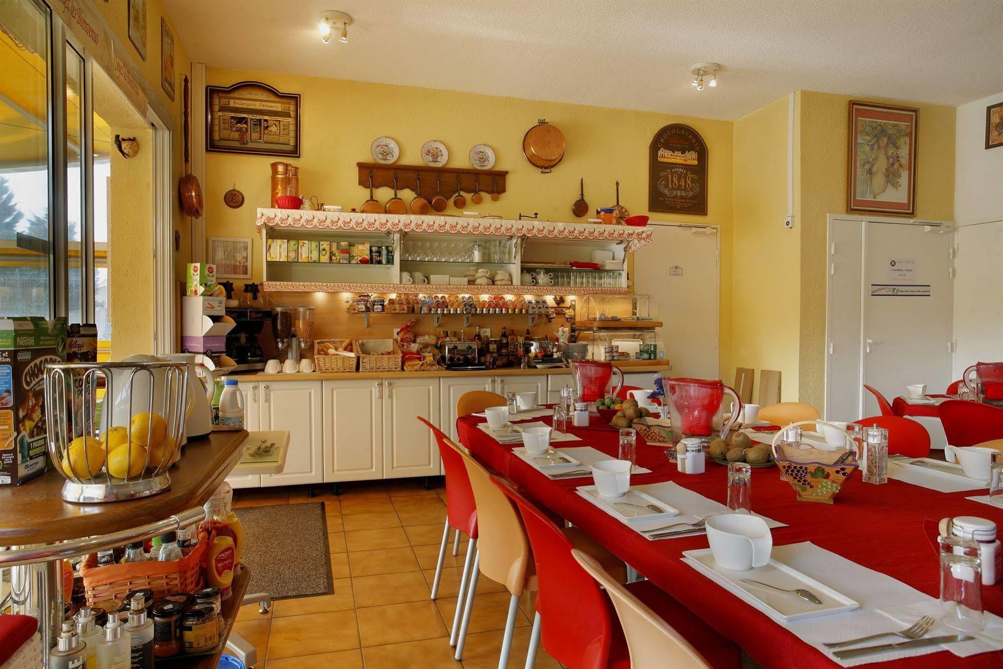 Tresses Logis Hotel Corintel Bordeaux Est מראה חיצוני תמונה