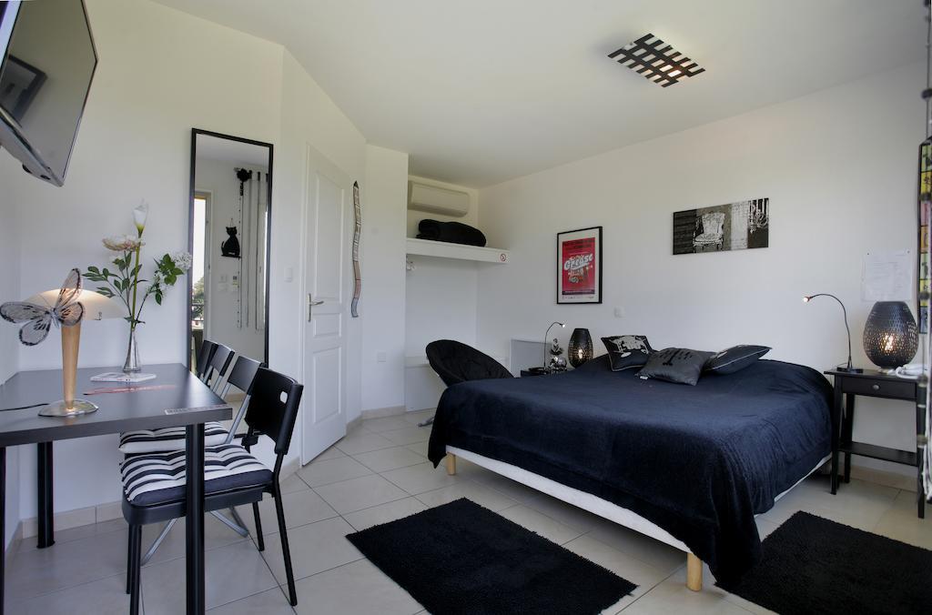 Tresses Logis Hotel Corintel Bordeaux Est מראה חיצוני תמונה