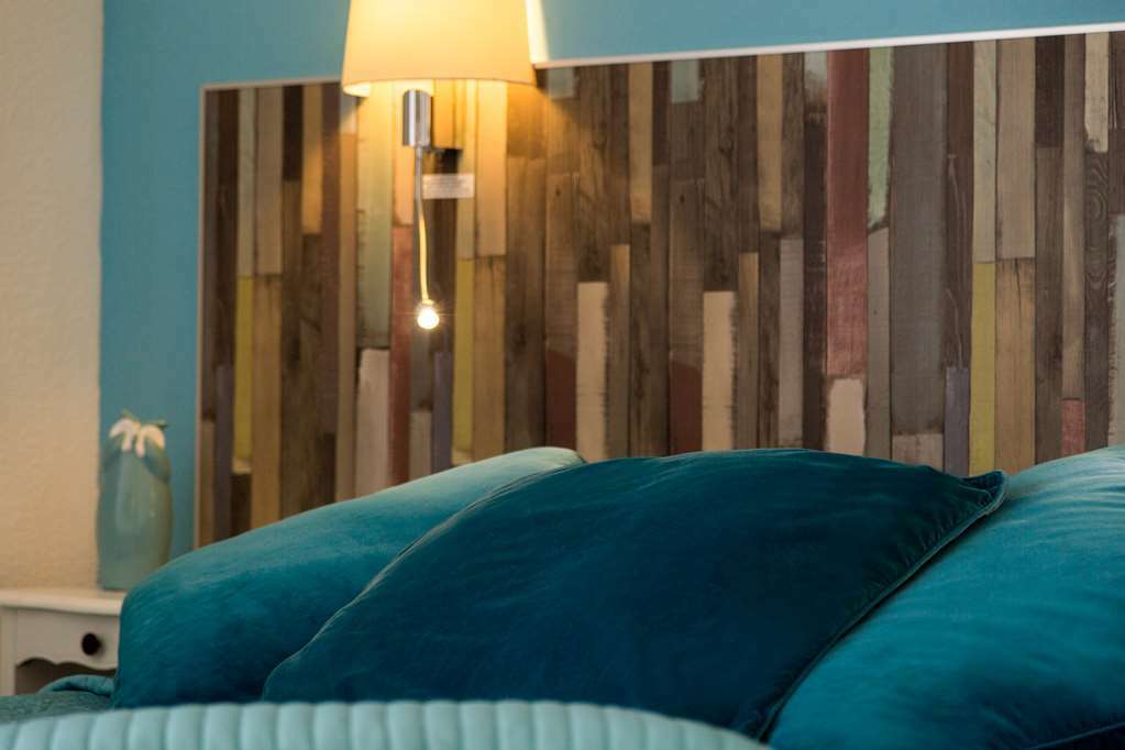 Tresses Logis Hotel Corintel Bordeaux Est שירותים תמונה